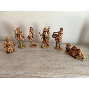 Lot of 6 Fontanini Plastic Figurines